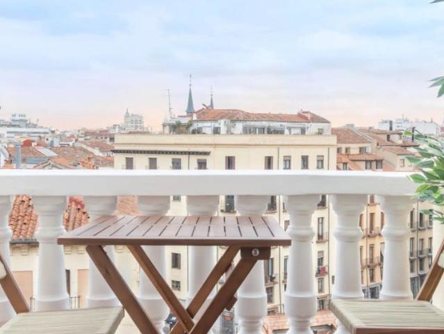 2 bedroom apartment for rent in Palacio