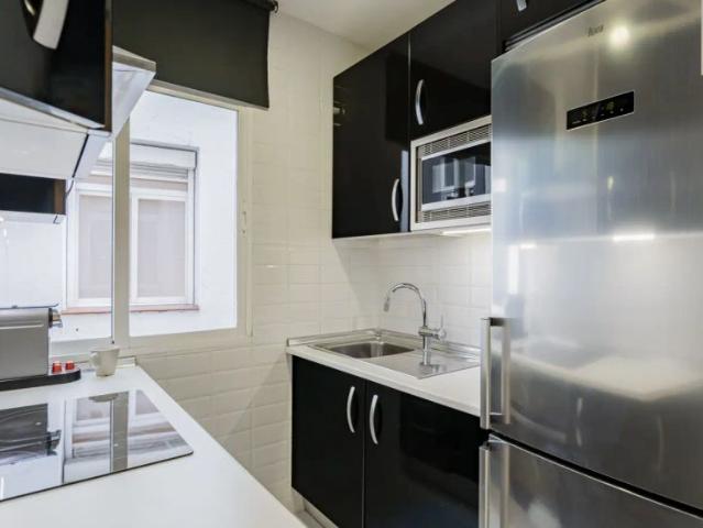 2 bedroom apartment for rent in Palacio, all bills included