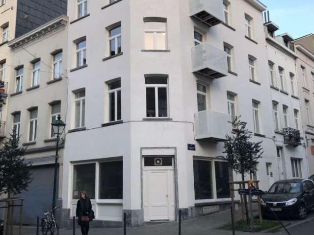 2 bedroom apartment for rent in Porte de Hal, Brussels