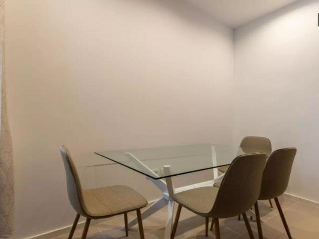 2 bedroom apartment for rent in Russafa, Valencia