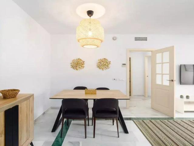 2 bedroom apartment for rent in Rancho, Marbella