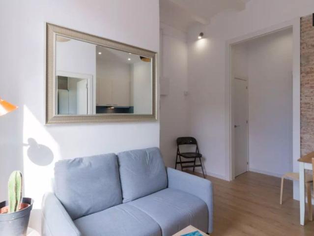2 bedroom apartment for rent in Sant Antoni, Barcelona