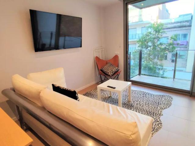 2 bedroom apartment for rent in Sant Gervasi Galvany, bills included