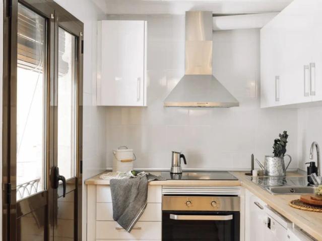 2 bedroom apartment for rent in Sant Pere Santa Caterina i la Ribera