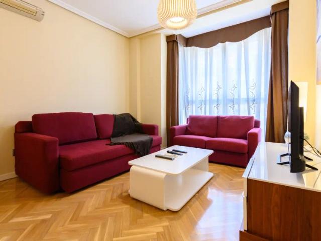 2 bedroom apartment for rent in Simancas, bills included