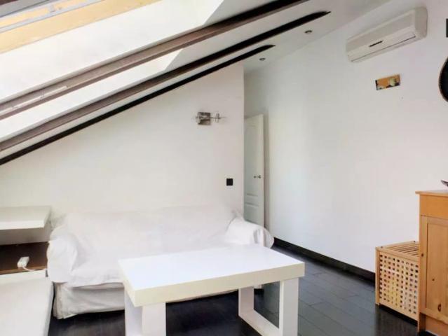 2 bedroom apartment for rent in Sol