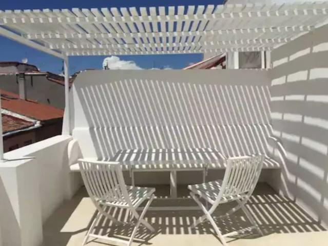 2 bedroom apartment for rent in Tirso de Molina