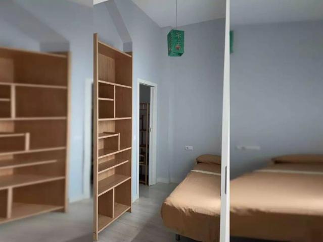 2 bedroom apartment for rent in Triana, bills included