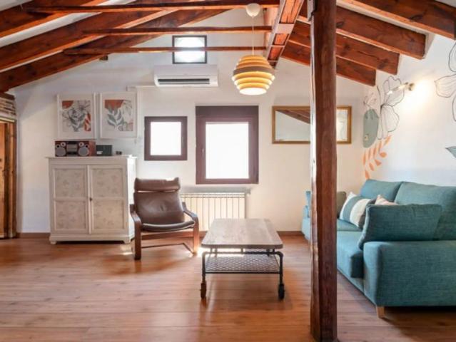 2 bedroom apartment for rent in Universidad