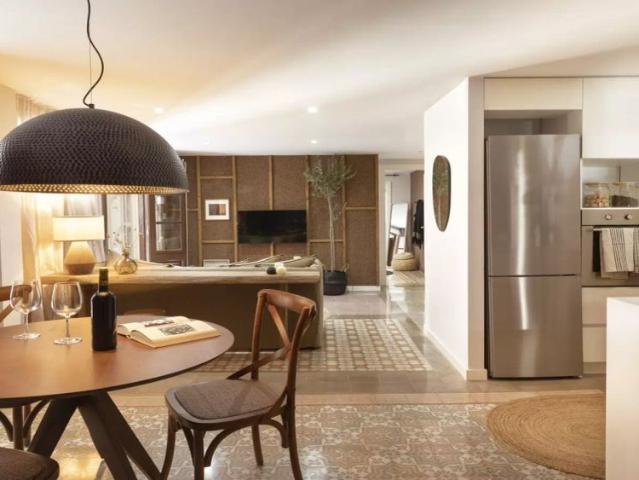 2 bedroom apartment for rent in Vila de Gràcia, pets allowed, no smoking