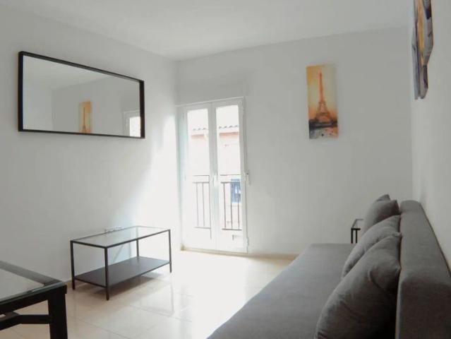 2 bedroom apartment for rent in Zofío