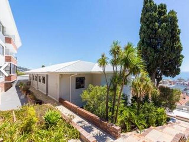 2 bedroom apartment for rent – sea point
