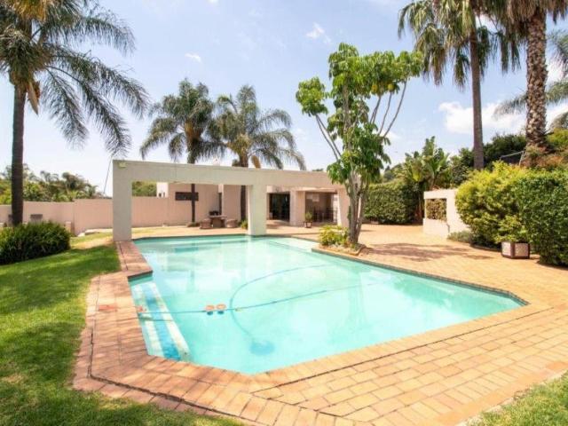 2 Bedroom Apartment For Sale in Marais Steyn Park