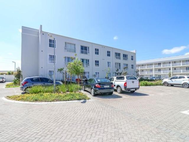 2 Bedroom Apartment For Sale in Nuutgevonden