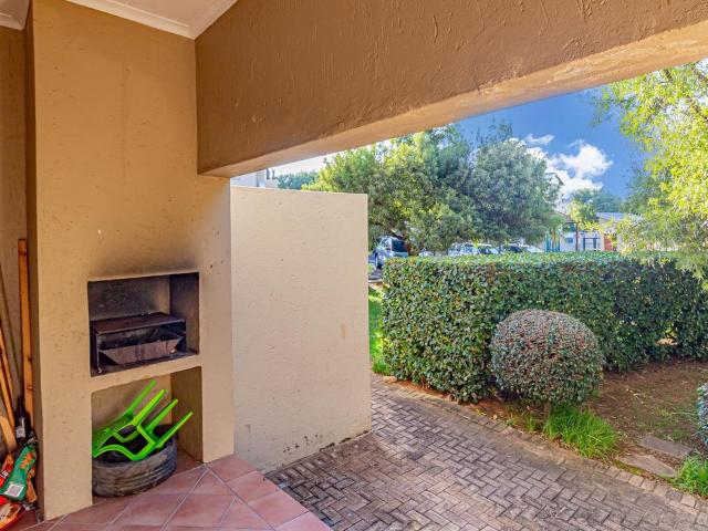 2 Bedroom apartment for sale in Northgate, Randburg