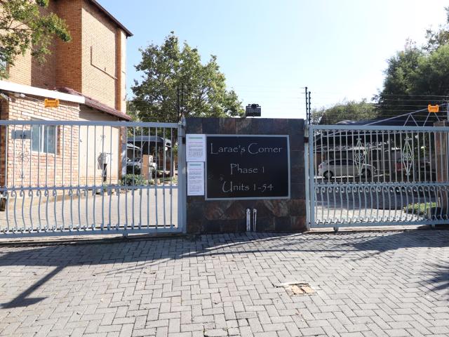 2 Bedroom Apartment For Sale in Birchleigh