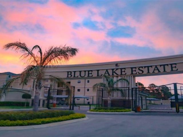 2 Bedroom apartment for sale in Blue Hills, Midrand