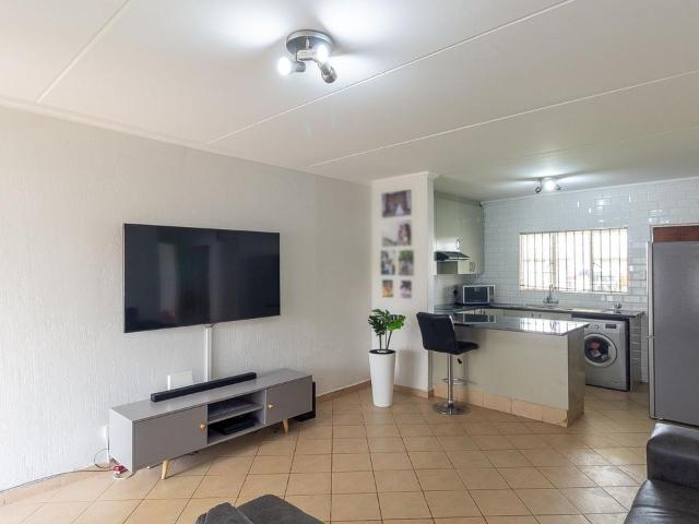 2 Bedroom apartment for sale in Dalpark Ext 1, Brakpan