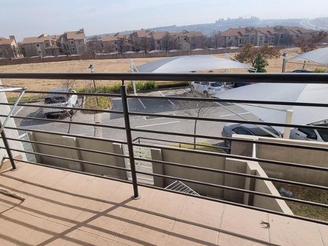 2 Bedroom apartment for sale in Fourways, Sandton