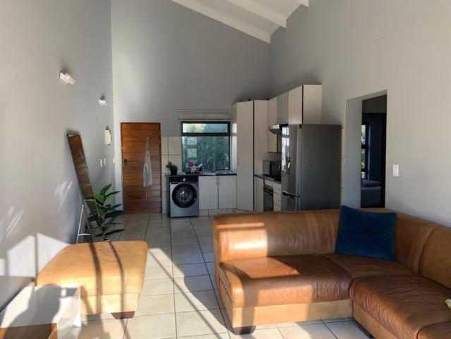 2 Bedroom Apartment For Sale in Greenstone Hill