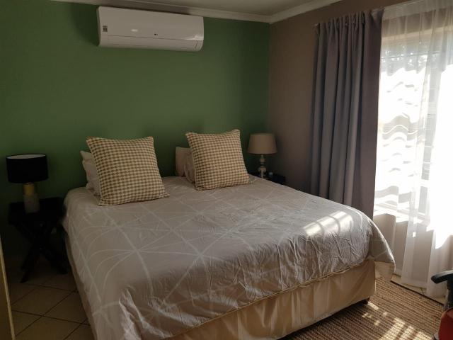 2 Bedroom Apartment For Sale in Leeuwenhof Estate