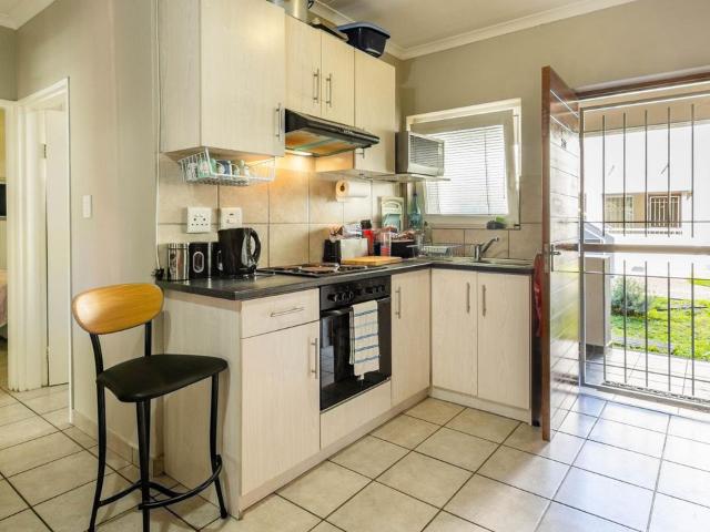 2 Bedroom apartment for sale in Paarl East