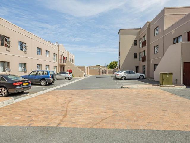 2 Bedroom apartment for sale in Parklands, Blouberg