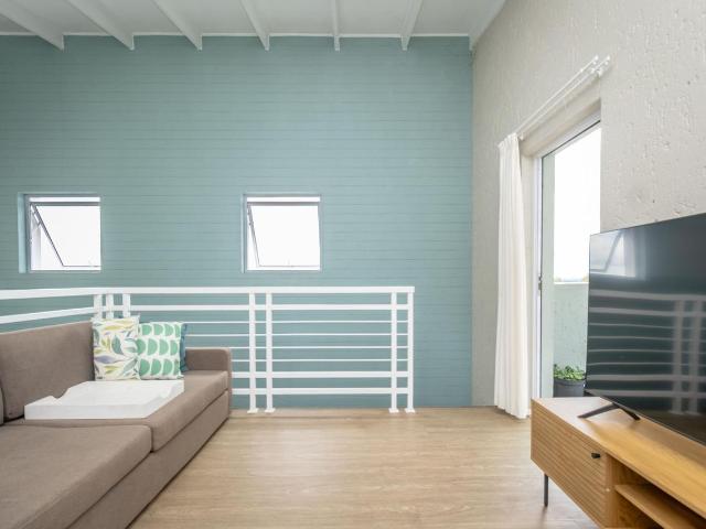 2 Bedroom apartment for sale in Paulshof, Sandton
