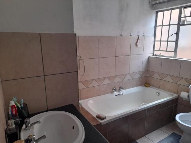 2 Bedroom apartment for sale in Pretoria North