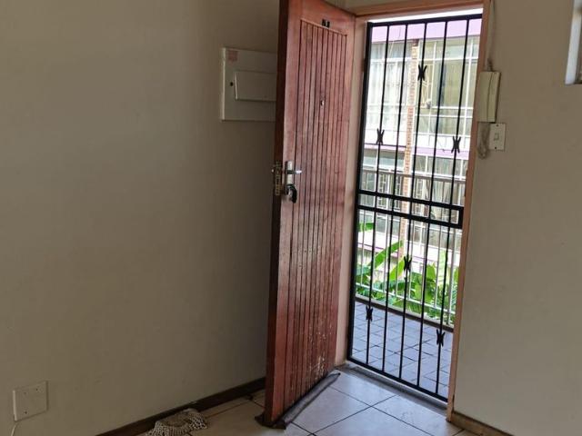 2 Bedroom Apartment For Sale in Pretoria North