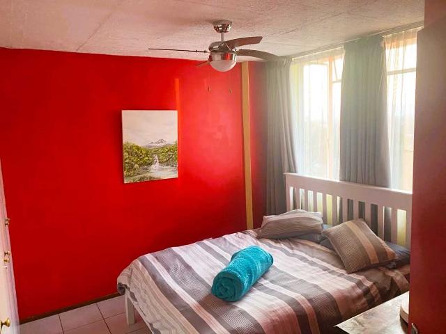 2 BEDROOM APARTMENT FOR SALE IN QUEENSWOOD