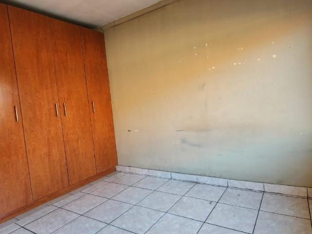 2 Bedroom Apartment For Sale in Rustenburg Central