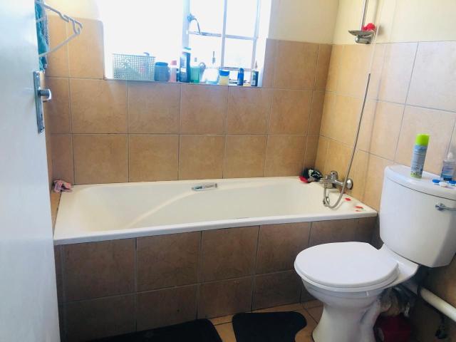 2 Bedroom Apartment For Sale in Rustenburg Central