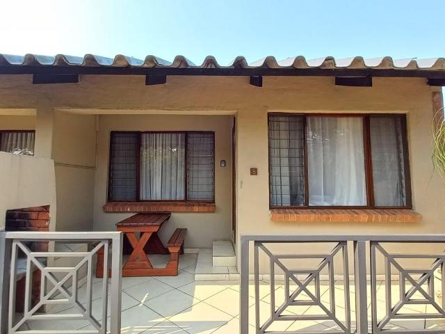 2 Bedroom Apartment For Sale in St Lucia