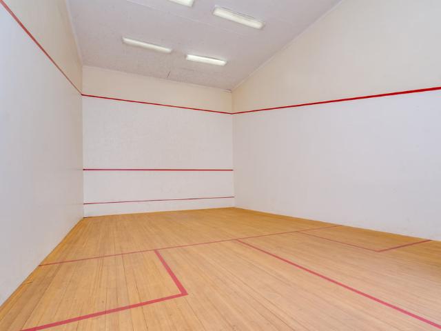 2 Bedroom Apartment For Sale in Sandown
