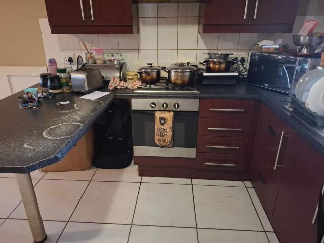 2 Bedroom Apartment For Sale in Secunda