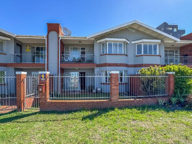 2 Bedroom apartment sold in South End, Port Elizabeth