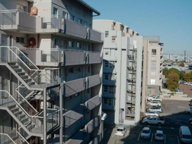 2 Bedroom Apartment For Sale in Tyger Waterfront