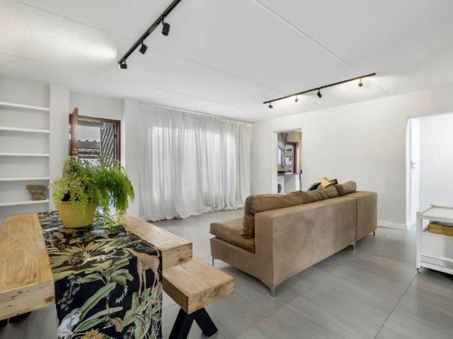 2 Bedroom Apartment For Sale in Victory Park