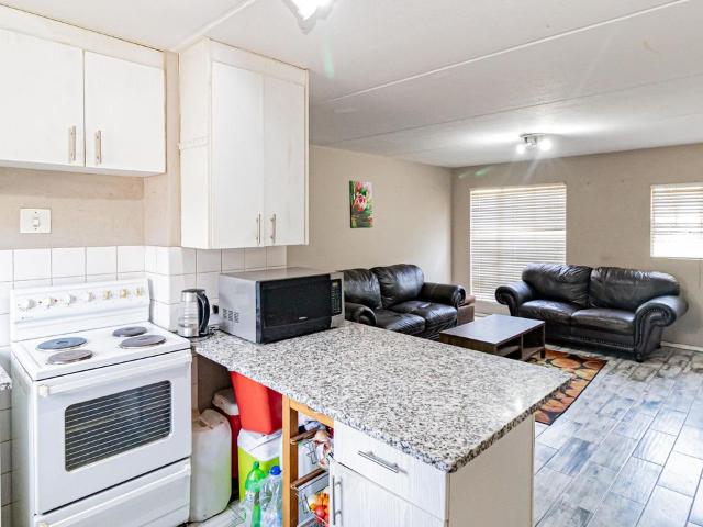 2 Bedroom apartment sold in Weltevreden Park, Roodepoort