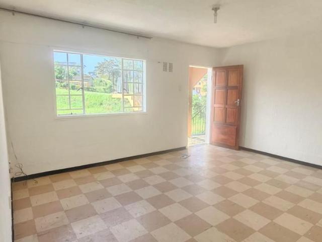 2 Bedroom apartment for sale in Whetstone, Phoenix