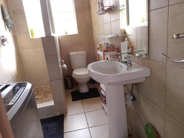 2 Bedroom apartment for sale in Willow Park Manor, Pretoria