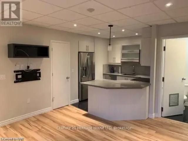 2 Bedroom Apartment Fort Erie ON 103879549