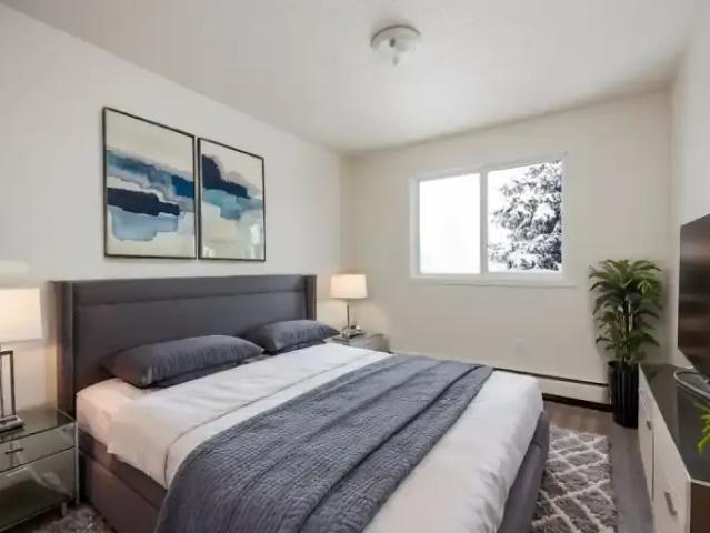 2 Bedroom Apartment Fort McMurray AB LS103011165