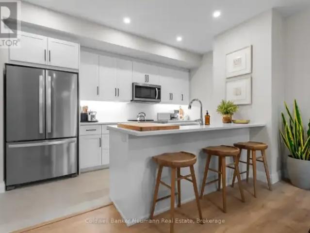 2 Bedroom Apartment Guelph ON 105072057