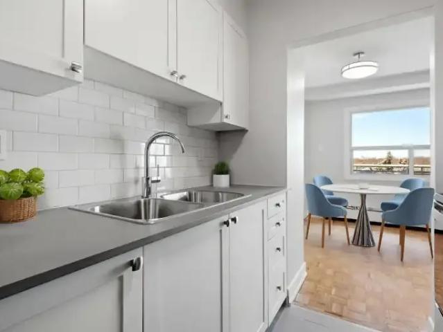 2 Bedroom Apartment Guelph ON LS100940032