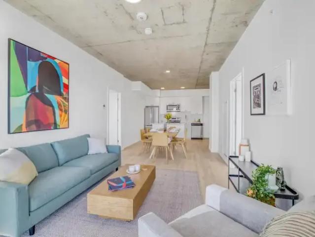 2 Bedroom Apartment Gatineau QC 102701130