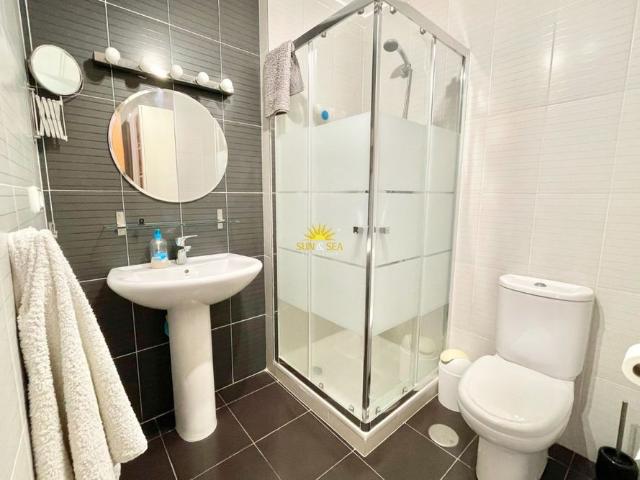 2 BEDROOM APARTMENT GEA Y TRUYOLS