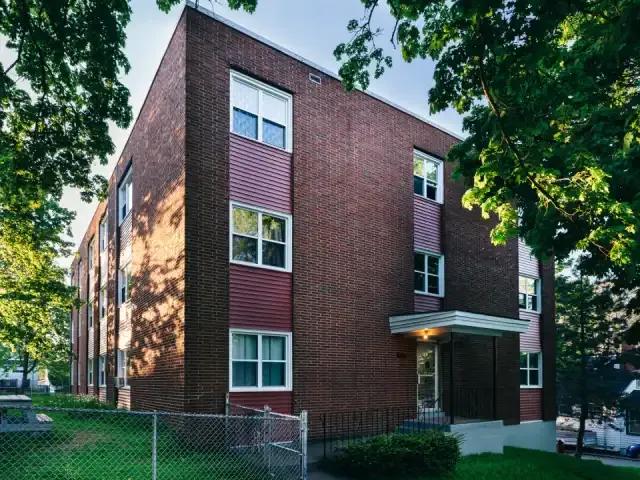 2 Bedroom Apartment Halifax Nova Scotia LS101041956