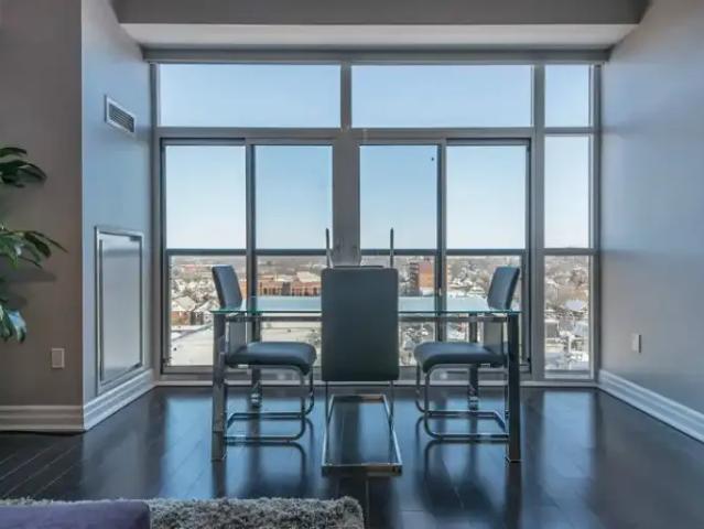 2 Bedroom Apartment Hamilton ON 103355188